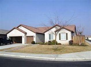 11602 California Poppy Dr, Bakersfield, CA