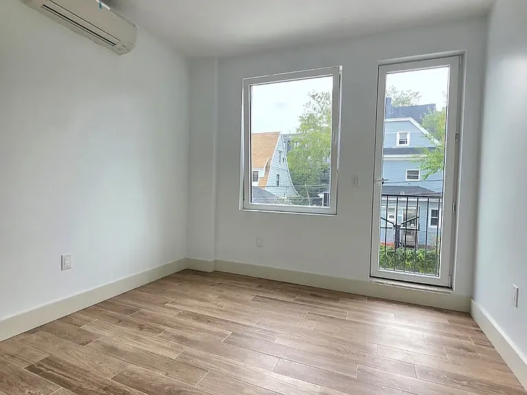 450 E 26th St #2C — Photo 11