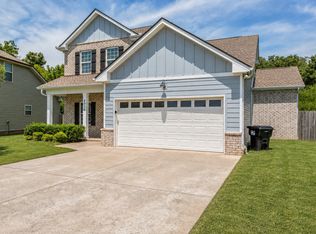 4014 Ella Cook Cir, Murfreesboro, TN 37129
