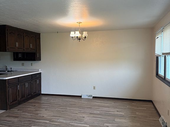 5th image of 3547 E River Dr