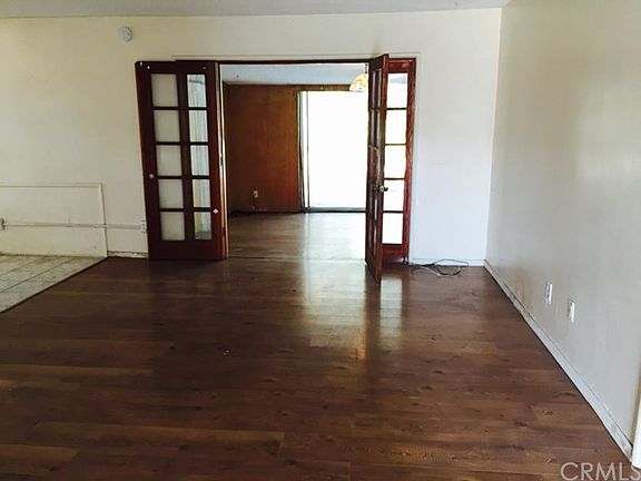 3rd image of 4986 N D St