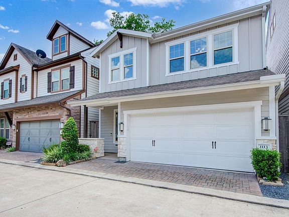 3rd image of 1113 Oakwood Pass Ct