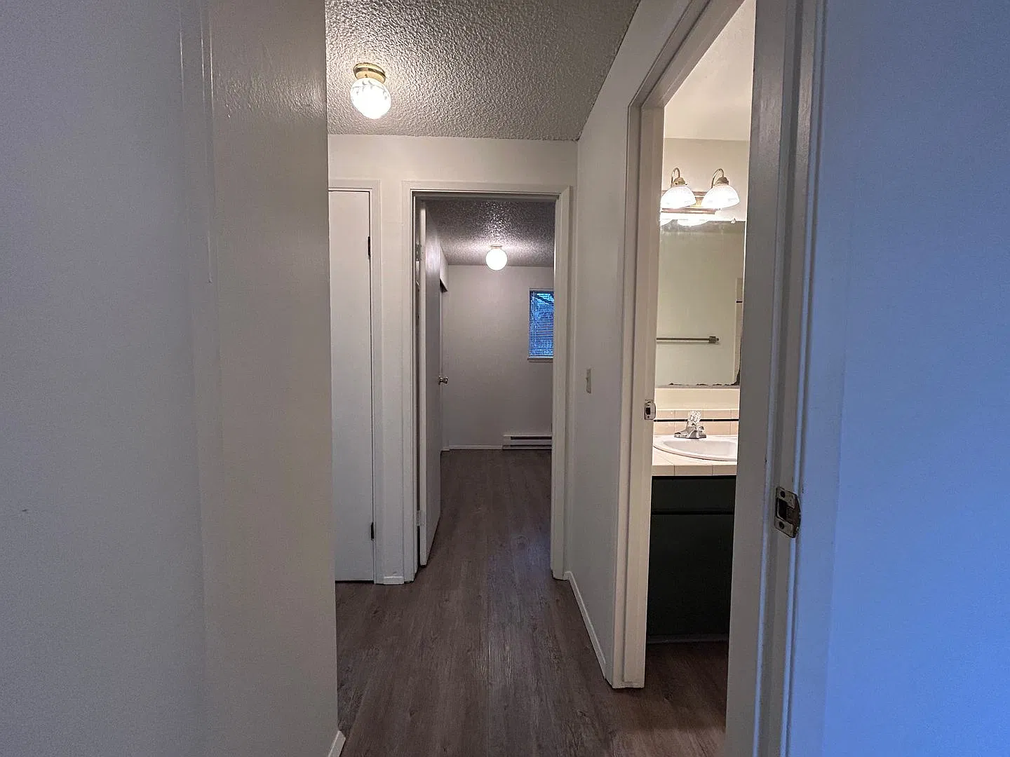 2 Bedroom 1 Bathroom in Bellingham near WWU — Photo 1