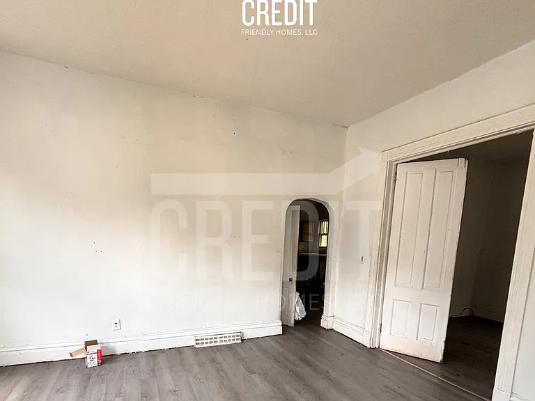 1700 E Prairie Ave — Photo 6