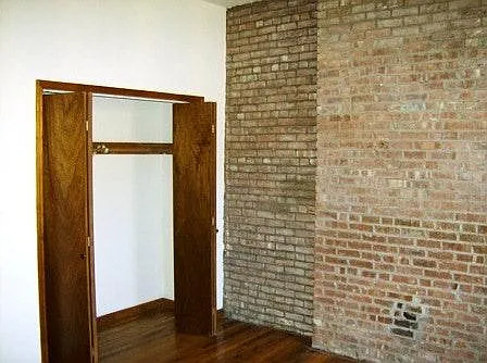 153 14th St #7 — Photo 6
