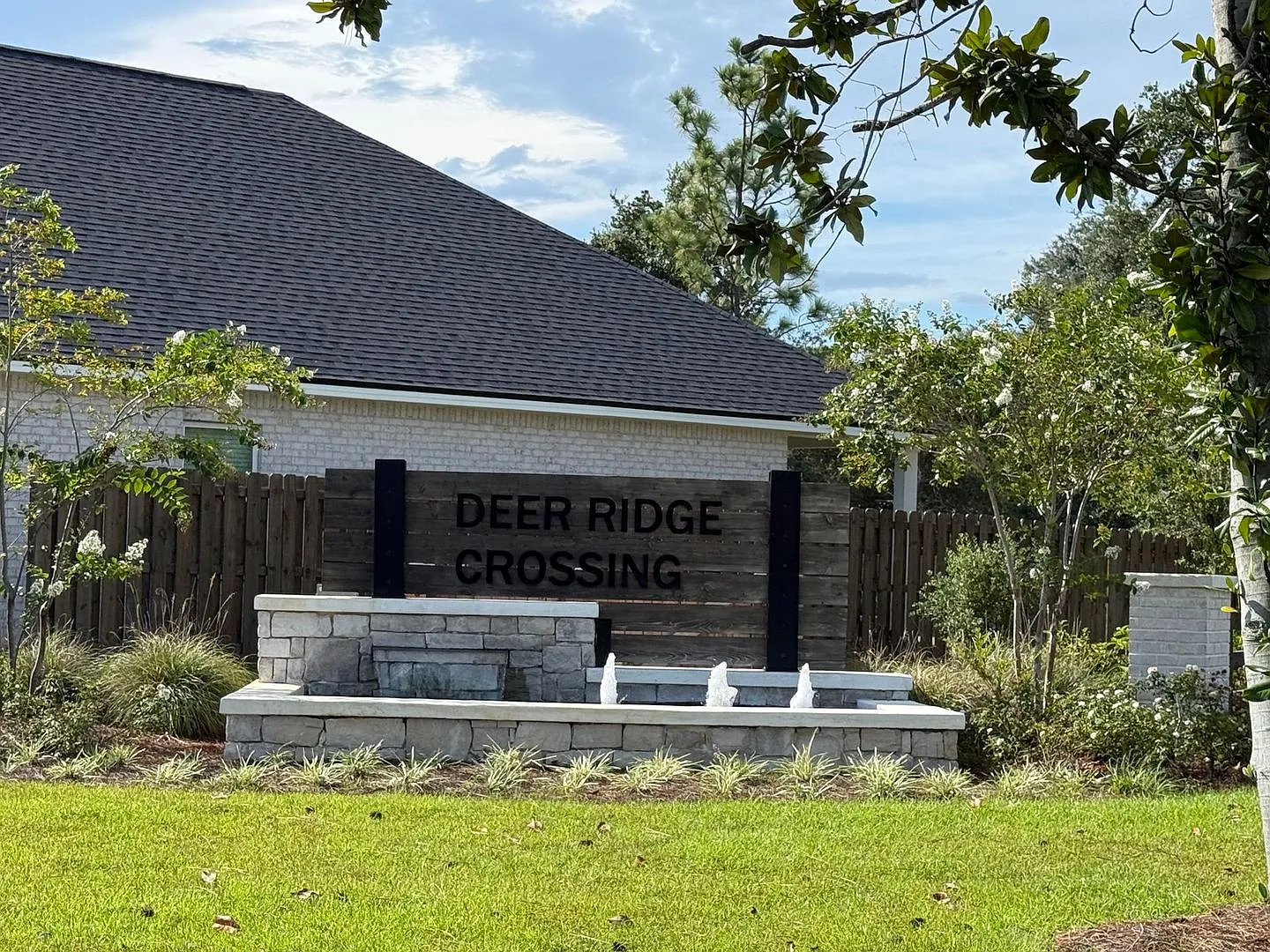 Gulf Breeze - Deer Ridge Crossing - 4 bedroom, 2.5 bathroom - New Construction — Photo 2