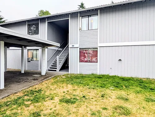 2826 D Pl SE #C Photo 1 2826 D Pl SE #C Photo 1