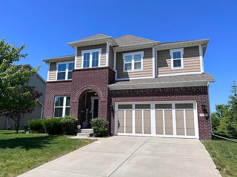 750 Canberra Blvd — Photo 1