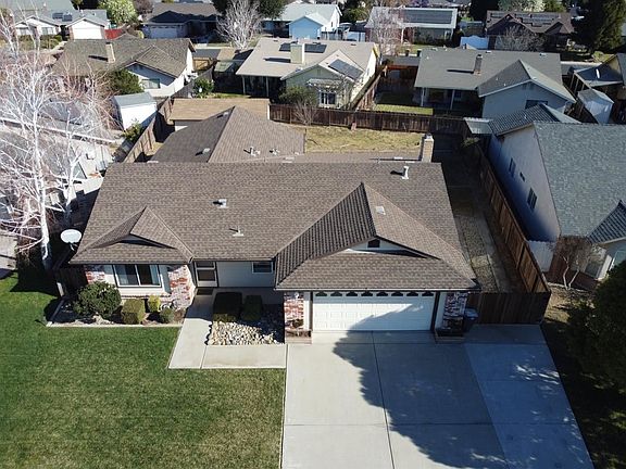 4th image of 865 Canyon Ct