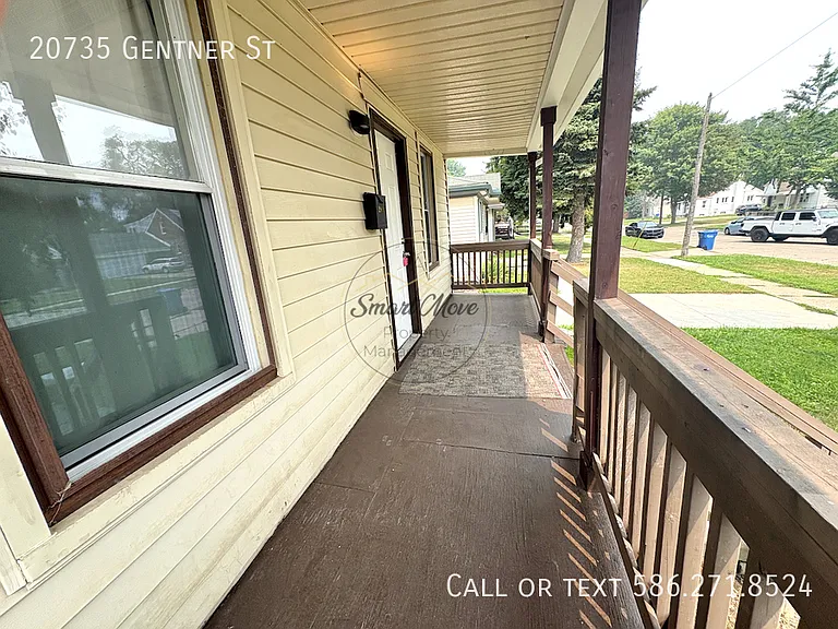 20735 Gentner St — Photo 2