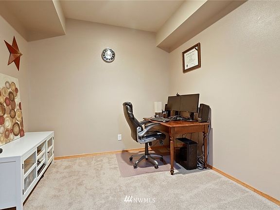 5th image of 16125 1st Ave NE