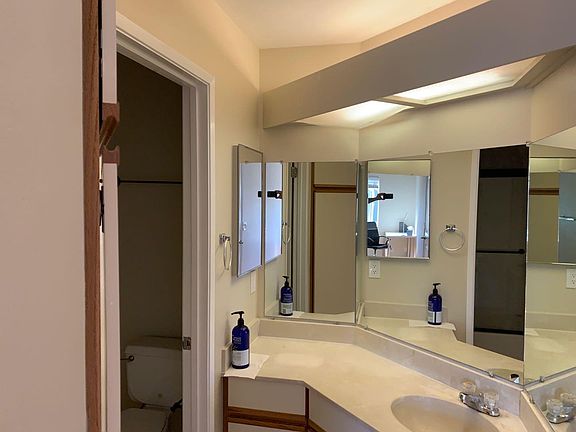 5th image of 1603 Thorncrest Dr