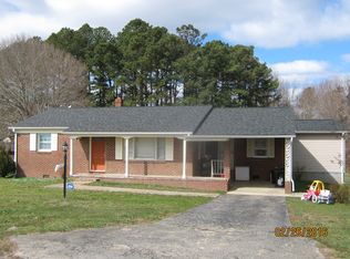 1093 Piney Creek Rd, South Hill, VA 23970