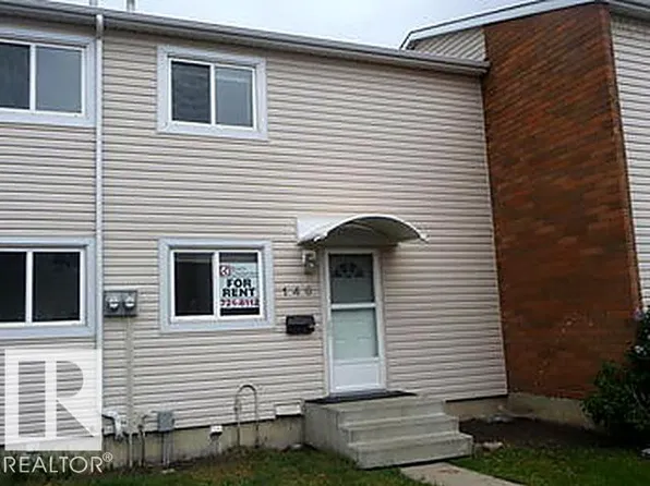 148 Centennial Ct NW, Edmonton, AB T5P 4H5