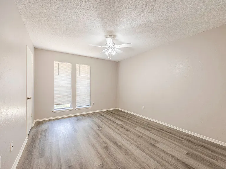 337 Woodbrook Dr — Photo 18
