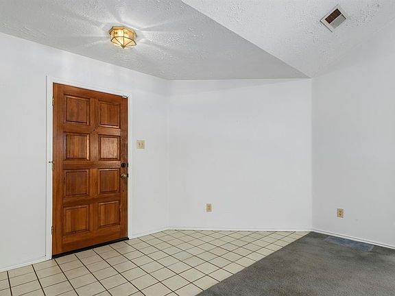 5th image of 2327 Old Dixie Dr
