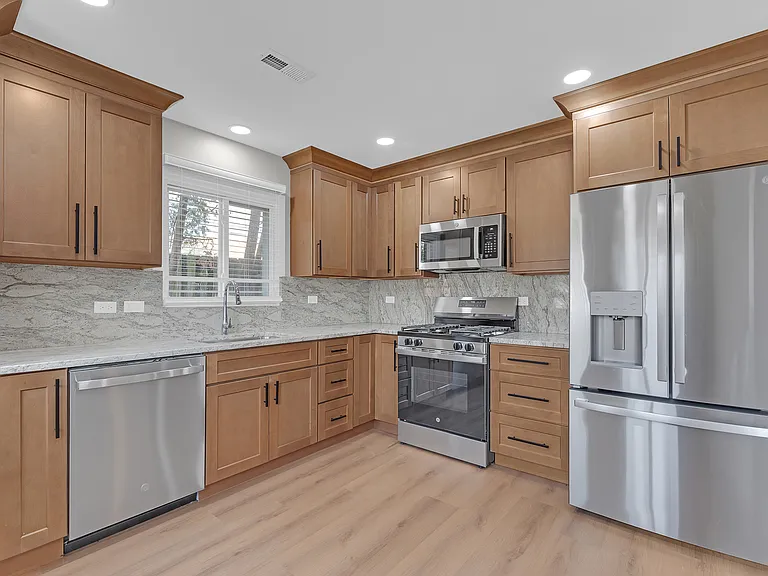 1132 Brighton Pl — Photo 18