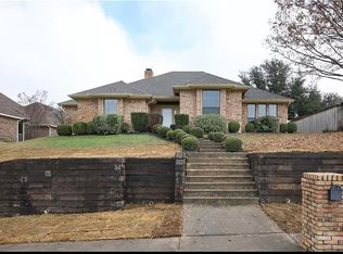 1100 Canyon Ridge Dr, Desoto, TX 75115