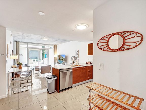 2nd image of 3250 NE 1st Ave APT 511