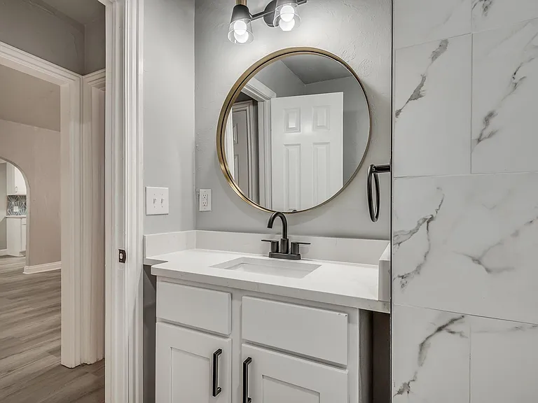 2801 N Walker Ave #4 — Photo 9