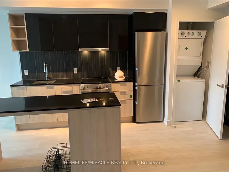 31 Tippett Rd #335 — Photo 1