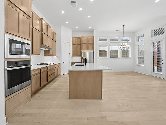 The Jasmine - Kitchen