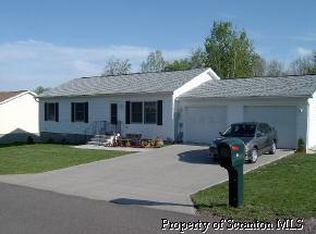 35 Washington Park Dr, Tunkhannock, PA 18657