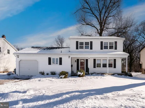 840 Upton Way, Somerdale, NJ 08083