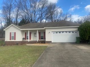303 Stutts St, Muscle Shoals, AL 35661