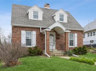 2307 C Ave NE, Cedar Rapids, IA 52402