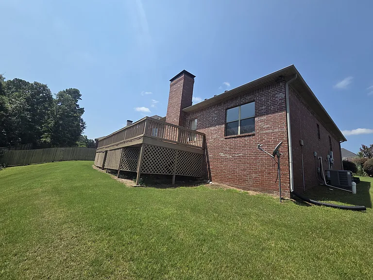 15420 Hartford St — Photo 20