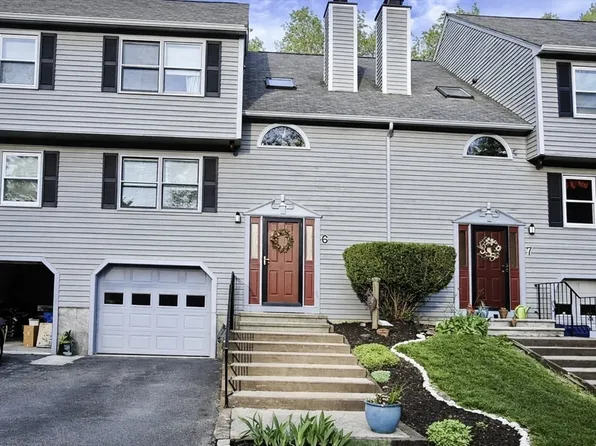 6 Carol Dr Unit 6, Oxford, MA 01540