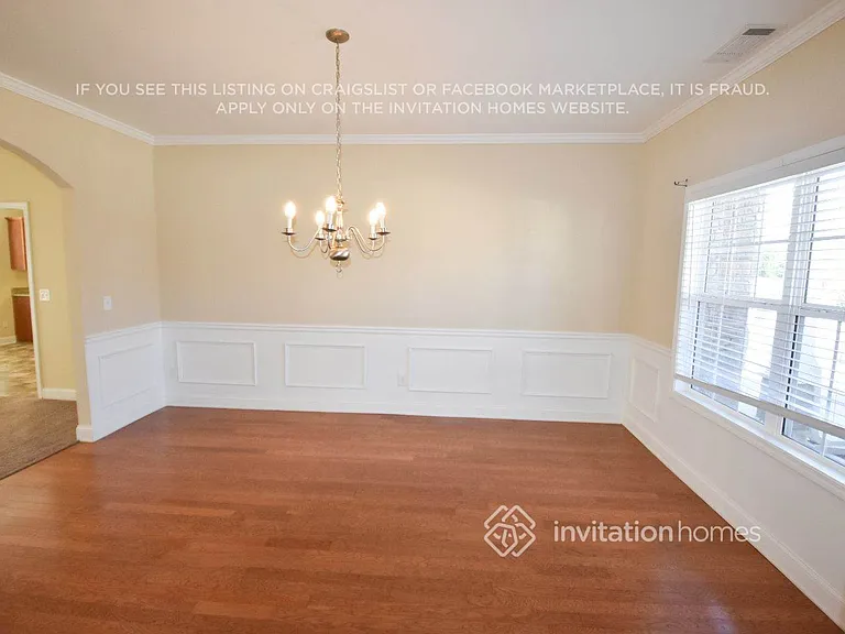 5561 Hickory Stone Dr — Photo 3