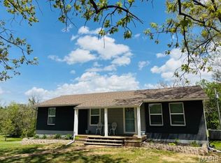 495 Brand Rd, Bourbon, MO 65441