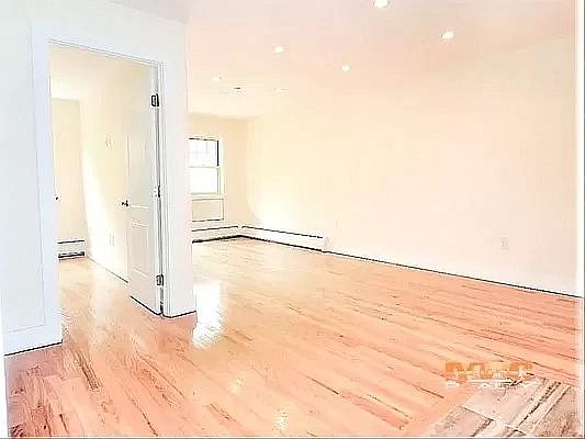 1st image of 30-84 29th St #4F