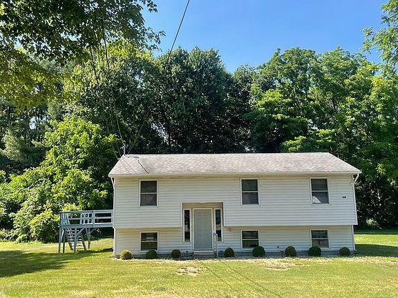2nd image of 4 Elm Ct