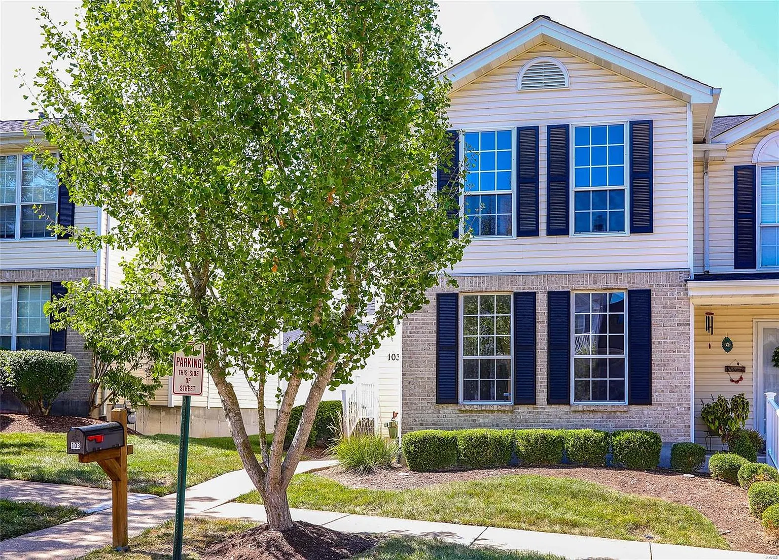103 Carriage View Dr photo 1