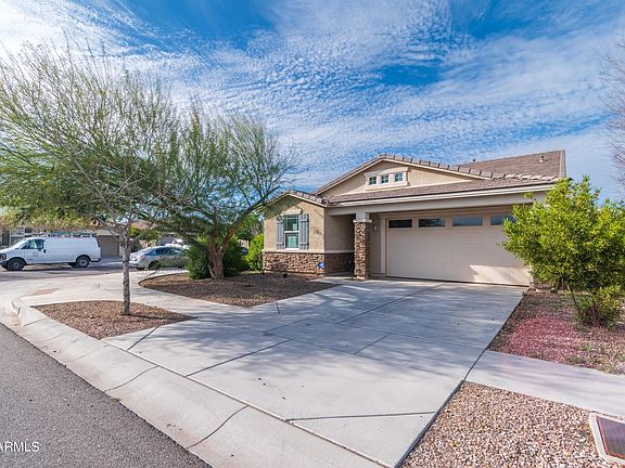3rd image of 10440 W PAPAGO Street