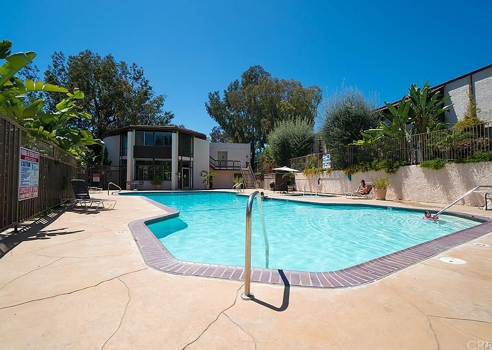 1st image of 370 S Miraleste Dr Unit 386