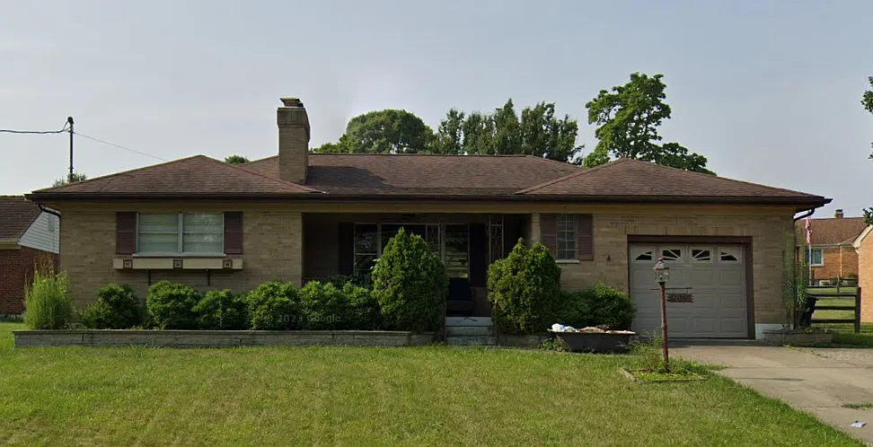 3 bed, 1994 sqft, $2,050 — Photo 1