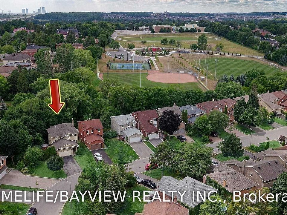 1st image of 36 Eleanor Cir