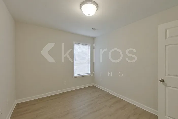 1451 Maxwell Cir — Photo 6
