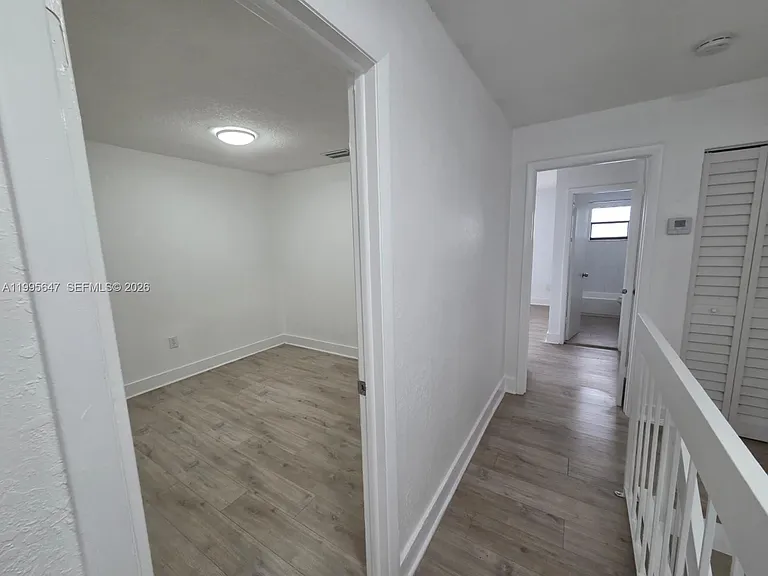 550 SW 115th Ave #405H — Photo 30