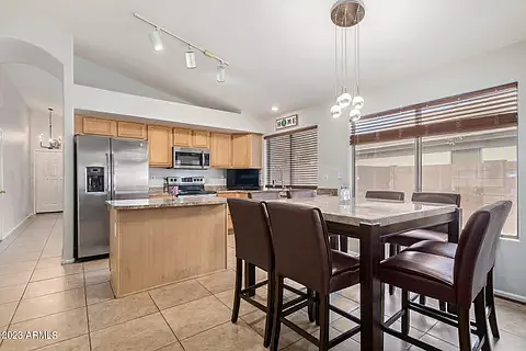 16771 W Taylor St — Photo 10