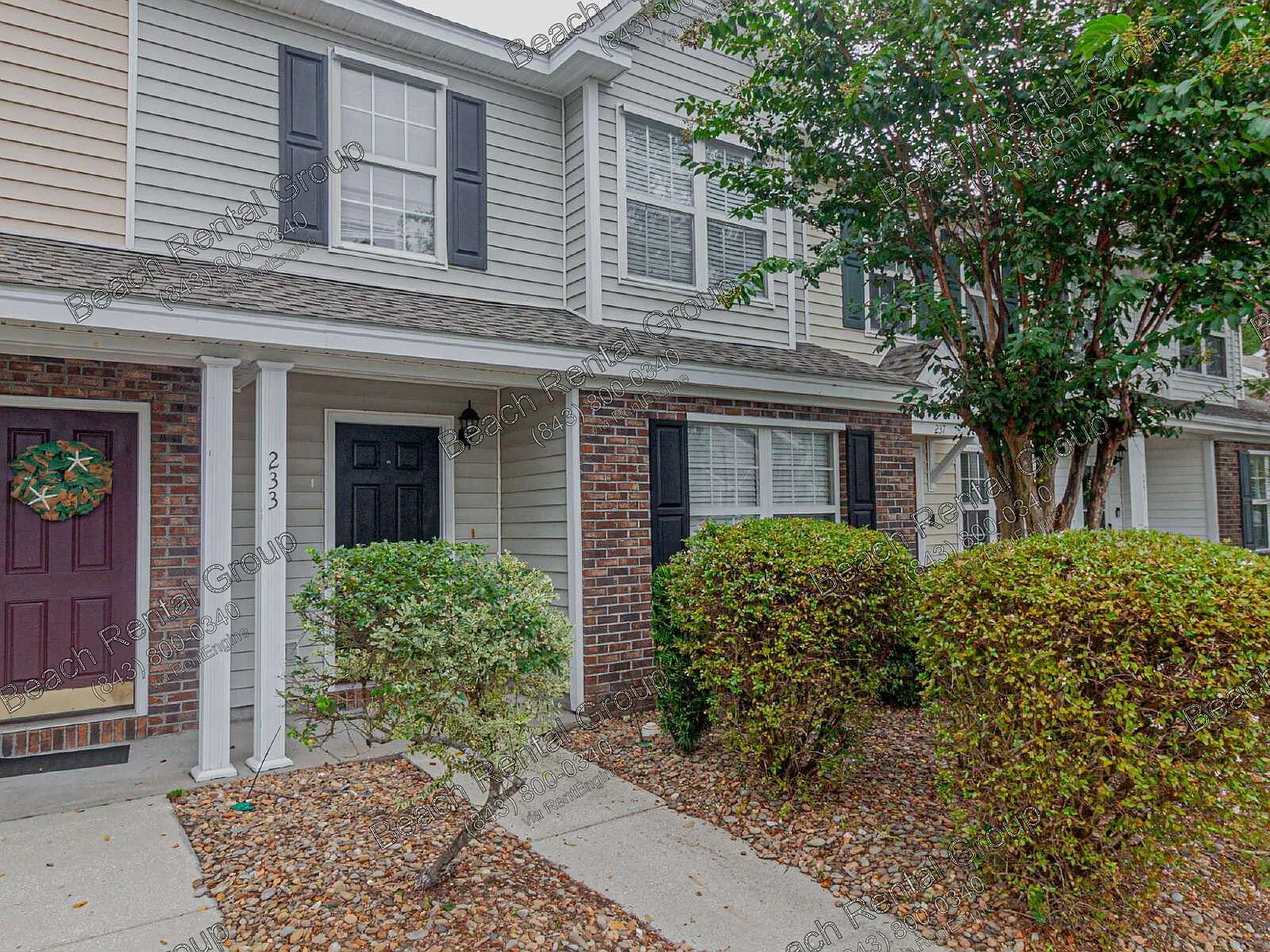2 bed, 2.5 bath, 1400 sqft, $1,700 — Photo 2