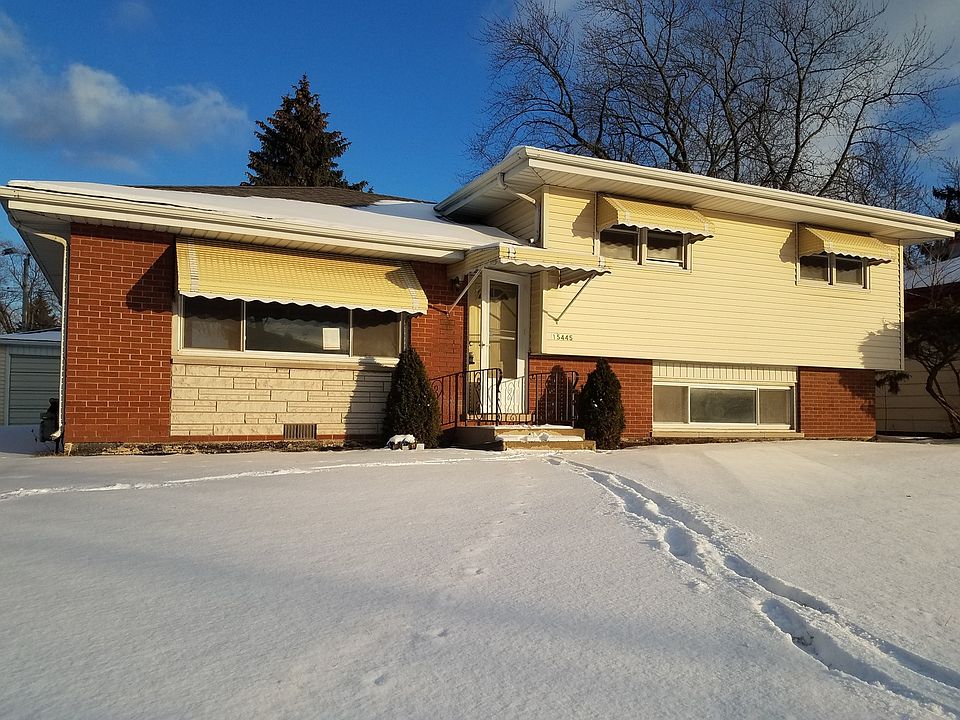 1st image of 15445 Dearborn St