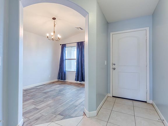 5th image of 40013 W Novak Ln