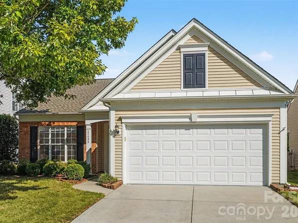 12433 Bobhouse Dr, Charlotte, NC 28277