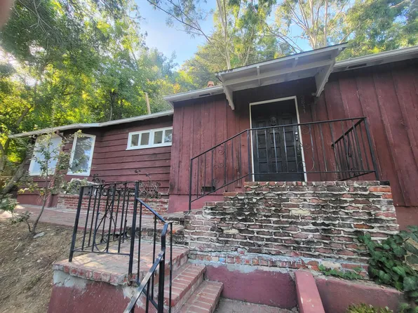 3811 Sunshine Ct, Studio City, CA 91604