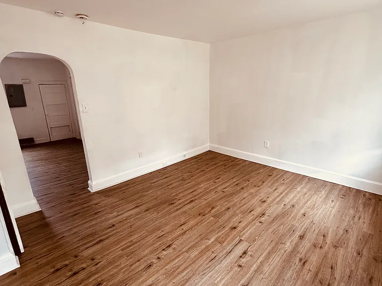 3056 Richmond St #2 — Photo 3